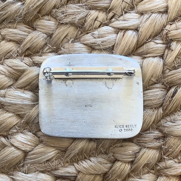 Vintage Alice Seely/Urban Fetishes Petroglyph Brooch/Pin (2000) Dancing Women - Picture 7 of 16